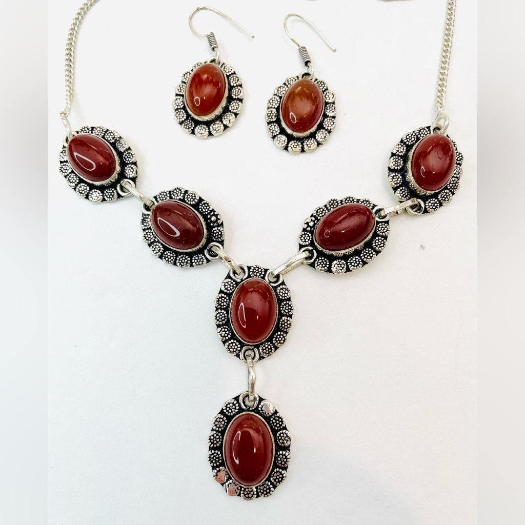 Carnelian Gemstone Necklace & Earrings Set Classic Style Drop